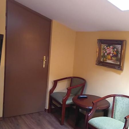 Villa Podkowa Podkowa Lesna Bagian luar foto